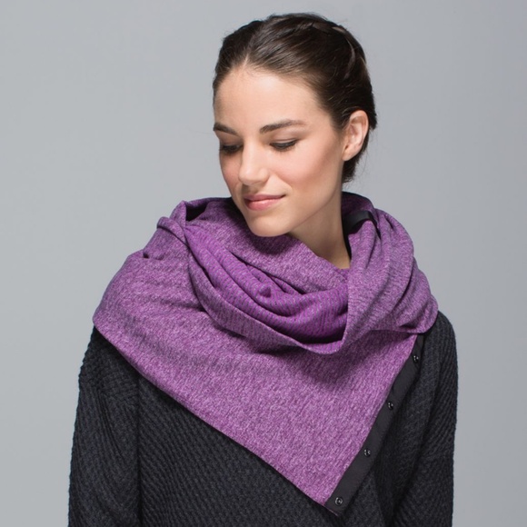 Lululemon Vinyasa Scarf - Picture 1 of 6